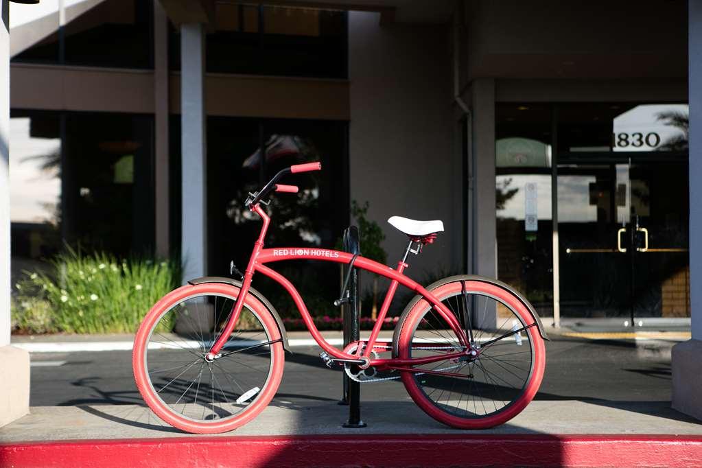 Red Lion Hotel Redding Servizi foto