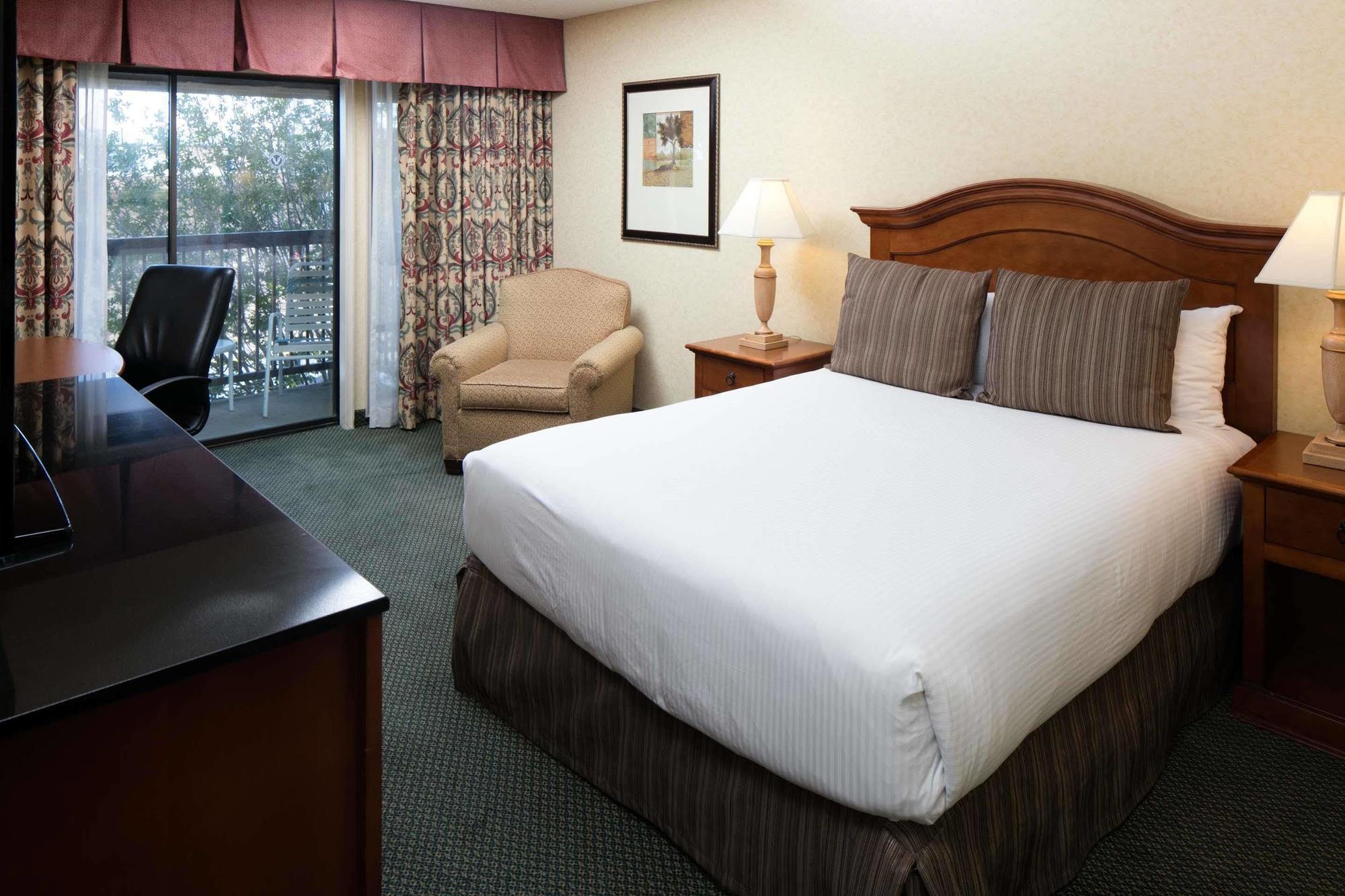 Red Lion Hotel Redding Esterno foto